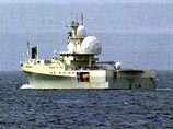 Российские корабли оттеснили норвежское разведывательное судно от места гибели "Курска"