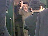 Ким Чен Ир стоит перед выбором: где провести сегодняшнюю ночь - в "Метрополе" или в поезде