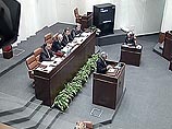 Сегодня в верхней палате российского парламента рассматривалась скандальная ситуация со снятием кандидатуры Александра Руцкого всего за 12 часов до начала выборов