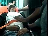 Палестинцы обвиняют в организации взрывов израильские спецслужбы, указывая на то, что трое раненых были активистами военизированной организации "Танзим" и якобы находятся в "черных списках" израильтян
