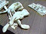 Пользуясь служебным положением, чиновник вымогал у местного жителя 2,5 тысячи тенге Пользуясь служебным положением, чиновник вымогал у местного жителя 2,5 тысячи тенге