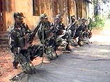 13 человек убиты в результате нападения тамильских боевиков на военные объекты в Шри-Ланке