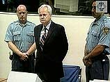 Слободан Милошевич не признает Гаагский трибунал и отвергает выдвинутые в его адрес обвинения
