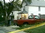 В небольшом городке Сиу-Сити в двух соседних домах были обнаружены тела: в одном - мужчины, в другом - женщины и ее пятерых детей в возрасте от 5-ти до 12-ти лет