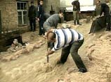 В Ляйлякском районе Баткенской области оказались затопленными 193 жилых дома, причем несколько из них полностью разрушены. В Ляйлякском районе Баткенской области оказались затопленными 193 жилых дома, причем несколько из них полностью разрушены.