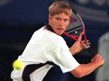 Евгений Кафельников вышел в четвертьфинал US Open