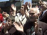 На митинге в Тбилиси коммунисты сожгли портрет Шеварднадзе и флаг США