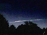 Сегодня на рассвете жители Соединенных Штатов несколько часов наблюдали в небе красочное зрелище, напоминающее северное сияние