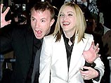 Британская телеведущая заявляет, что Гай Ритчи изменял с ней Мадонне