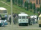 Среди тем, которые планировали обсудить депутаты, - вывод войск из Чечни и подписание обращения президенту Путину и Аслану Масхадову Среди тем, которые планировали обсудить депутаты, - вывод войск из Чечни и подписание обращения президенту Путину и Аслану Масхадову