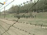 Министр обороны России Сергей Иванов объявил в воскресенье "повышенную боевую готовность 201 дивизии" Министр обороны России Сергей Иванов объявил в воскресенье "повышенную боевую готовность 201 дивизии"