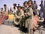 За несколько дней из Афганистана в Пакистан перебрались более 50 тысяч беженцев