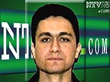 В кадре - Мохамед Атта, спокойно проходящий на посадку. В кадре - Мохамед Атта, спокойно проходящий на посадку.