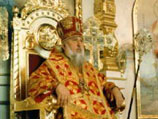Митрополит Гедеон передал муфтию Чечни инвалидные коляски