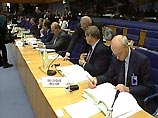 Причиной изменений стало желание сделать единообразными документы, удостоверяющие личность граждан единой Европы Причиной изменений стало желание сделать единообразными документы, удостоверяющие личность граждан единой Европы
