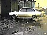 Житель Дегтярска обнаружил под капотом своего автомобиля ВАЗ-21099 самодельное взрывное устройство.