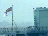 Через Суэцкий канал проследовали авианосец "Илластриес", подлодка "Трафальгар", эсминец "Ноттингем", корабль поддержки "Форт Виктория"