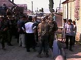 В Чечне никто из боевиков пока оружия не сложил В Чечне никто из боевиков пока оружия не сложил