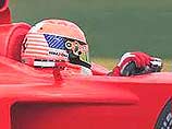 Вместо рекламы на болидах скудерии и на шлеме Михаэля Шумахера появится изображение американского флага.