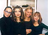 Группа "Блестящие", вторая слева - Ольга Орлова