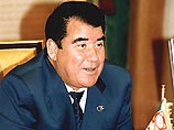 В честь 10-летия независимости Туркмении отчеканена золотая монета с профилем Ниязова