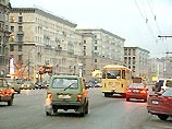ГИБДД столицы информирует, что 3 октября с 17:00 до 18:30 движение автотранспорта, включая общественный, будет ограничено