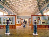 Залы "Эрмитажа" в Америке открываются уникальной экспозицией "Шедевры и великие собиратели", в которой представлены работы художников-экспрессионистов, Пикассо, Матисса, Шагала и Кандинского.