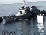 Пентагон распространил кадры погрузки взорванного эсминца Cole на гигантский плавучий док Blue Marlin