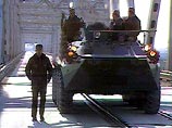 Хайратон - единственный мост через Аму-Дарью, соединяющий Узбекистан с контролируемой талибами территорией Афганистана, - уже давно не используется Хайратон - единственный мост через Аму-Дарью, соединяющий Узбекистан с контролируемой талибами территорией Афганистана, - уже давно не используется
