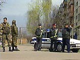 Об этом РИА "Новости" сообщили в пресс-службе Северо-Кавказского Управления внутренних дел на транспорте. 65-летняя женщина сдала боеприпасы в линейное отделение милиции