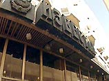 "Известия" - это целый квартал из 10 зданий в центре Москвы, рядом с Пушкинской площадью, где располагается не только редакция газеты, но также издательство, типография и поликлиника "Известия" - это целый квартал из 10 зданий в центре Москвы, рядом с Пушкинской площадью, где располагается не только редакция газеты, но также издательство, типография и поликлиника