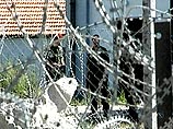 Бывший югославский президент Слободан Милошевич находится в одном из воинских гарнизонов в пригороде Белграда Дединье