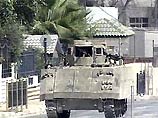 Настоящее сражение вспыхнуло также в селении Аль-Бирех близ Рамаллы, где десятки израильских танков заняли позицию возле дома Абу Мазина, заместителя лидера Палестинской автономии Ясира Арафата