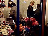 Массовая драка произошла сегодня вечером в Москве на рынке около станции метро "Царицыно"