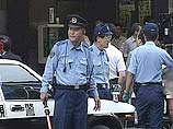 Японский гангстер разрядил обойму пистолета в полицейских, сделавших ему замечание