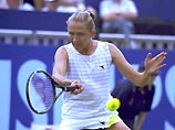 Елена Лиховцева √ в финале женского теннисного турнира в Лейпциге с призовым фондом 535 тыс.долларов