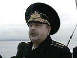 Командующий Северным флотом России адмирал Вячеслав Попов вылетел в Курск на похороны подводников