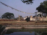 Лумбини - родина БуддыНа месте, где родился Будда, возведен новый храм