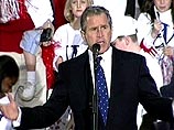 В последние выходные перед выборами президентская кампания переместилась в третий крупнейший в стране штат - Флориду. Проиграв демократу Альберту Гору в Калифорнии и Нью-Йорке, республиканец Джордж Буш-младший горит желанием отыграться