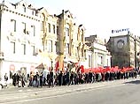 Митинг, посвященный 84-й годовщине Октябрьской революции, прошел на центральной площади Владивостока