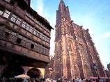 Мировой памятник культуры - знаменитый готический собор в Страсбурге