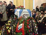 Курск похоронили. Могила моряков Курска в Царицыно. Похороны моряков Курска фото.