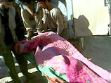 Также тела убитых вместе с ним еще четырех журналистов, доставлены в афганскую столицу на санитарной машине