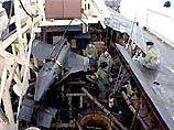 После взрыва на борту "Курска" часть экипажа была жива еще пять √ семь часов