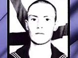 Как сообщает НТВ со ссылкой на "Интерфакс", в Ухте, Республика Коми, похоронили самого молодого члена экипажа атомной подводной лодки "Курск" Романа Мартынова
