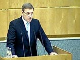 Отвечая на вопрос, Михаил Касьянов заявил, что президент поручил правительству "скорейшим образом" разработать комплекс мер по переходу армии на контрактную систему военной службы