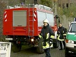 По данным германской пожарной охраны, "пожар тлеющий", опасности взрыва нет