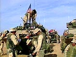 Американские морские пехотинцы проводят учения под Кандагаром