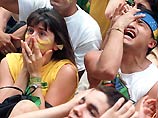 Бразильская футбольная фанатка отказалась от секса на год, чтобы принести удачу своей команде