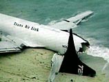 В США самолет упал прямо на пляж Майами-бич